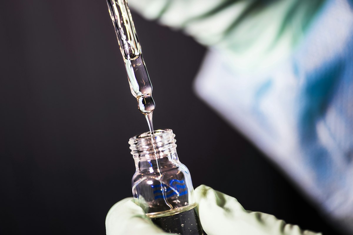 Biomedical laboratory research and analytical science